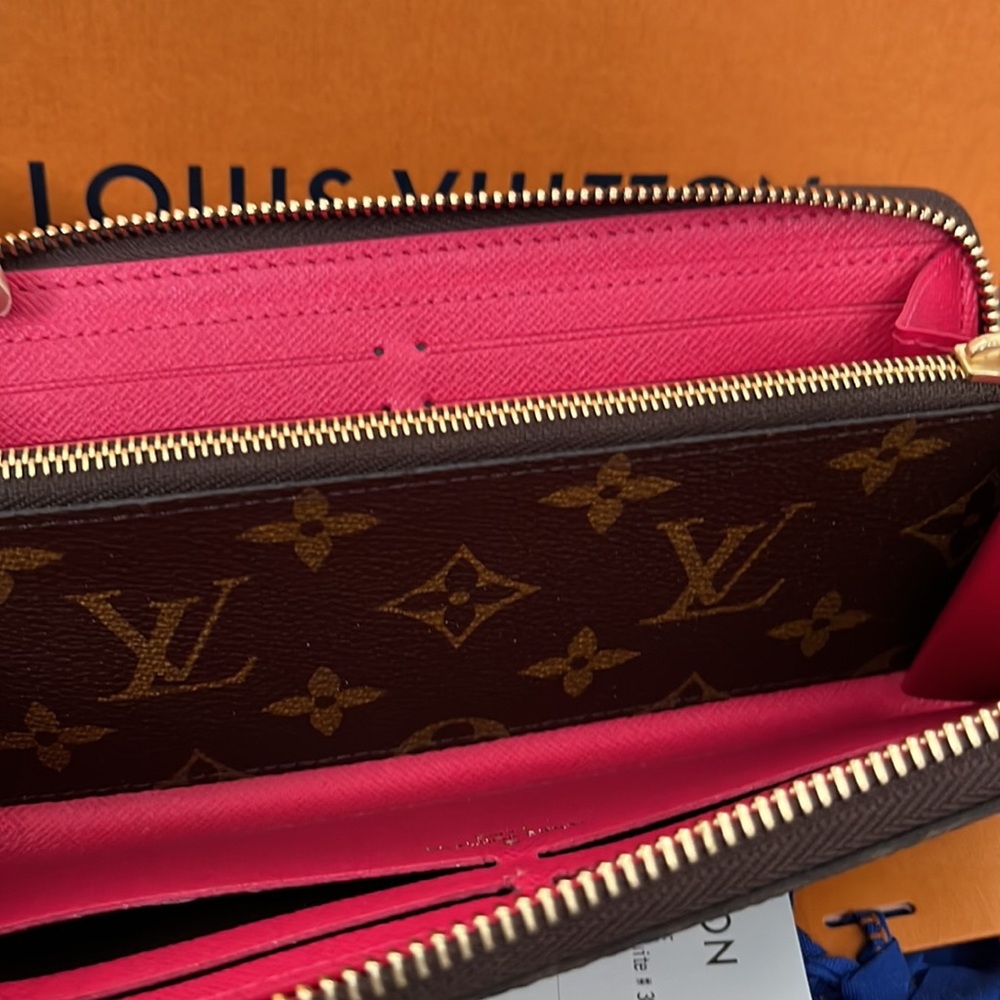 ✨SOLD✨Louis Vuitton Clemence Wallet - Picture 7 of 13